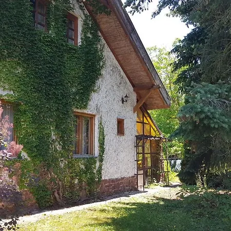 Haus Veronika 아파트 자르마디