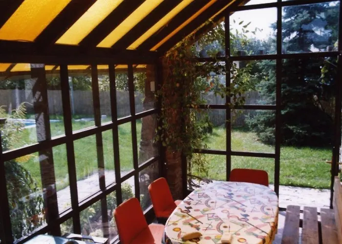 Haus Veronika * 자르마디